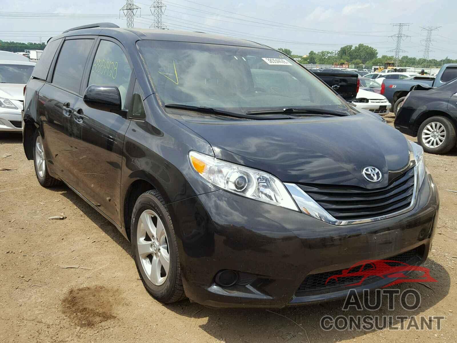 TOYOTA SIENNA LE 2016 - 5TDKK3DC3GS714804