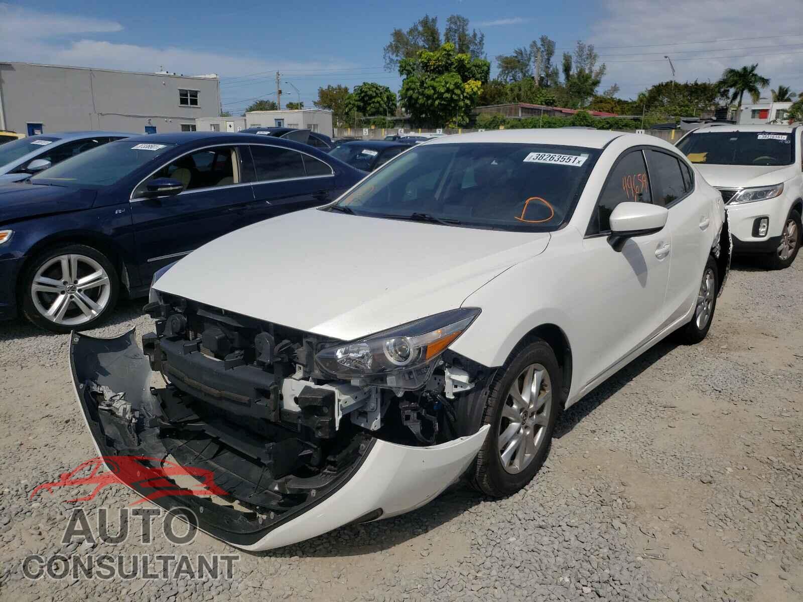 MAZDA 3 2017 - 3MZBN1U73HM128813