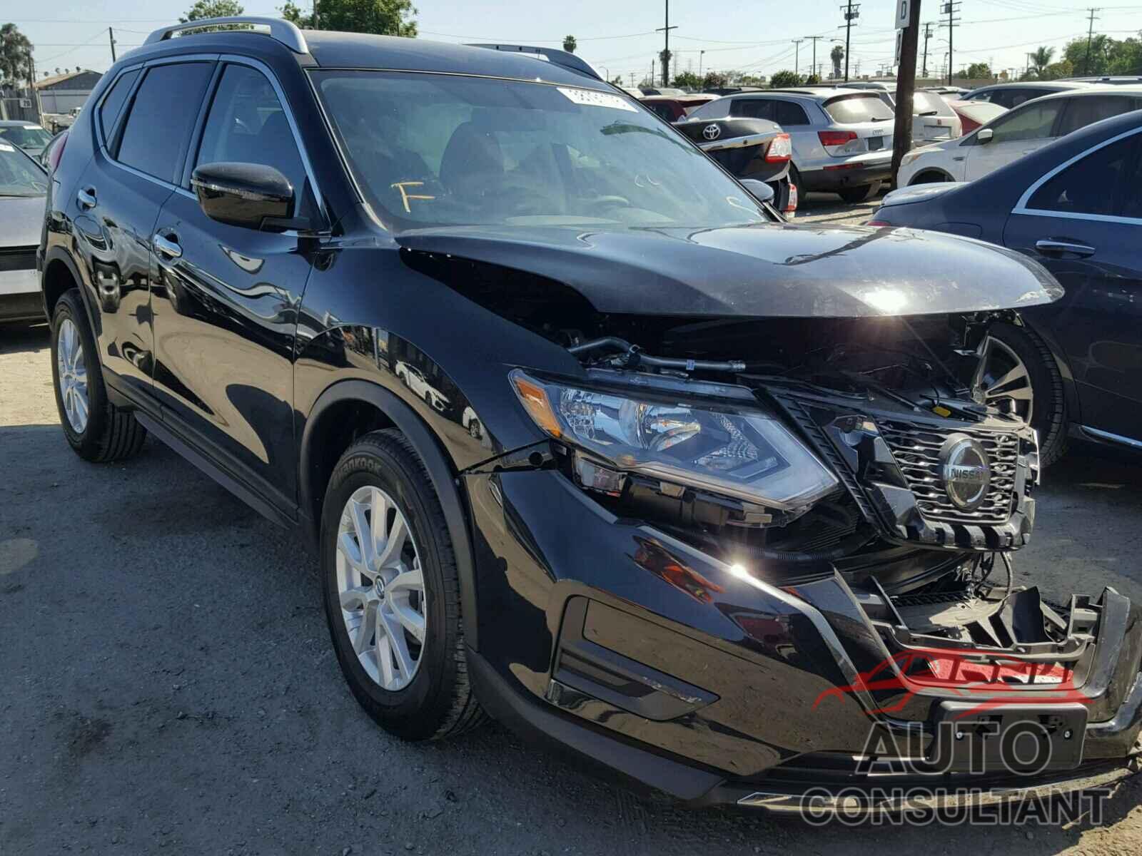 NISSAN ROGUE S 2018 - KNMAT2MTXJP547801