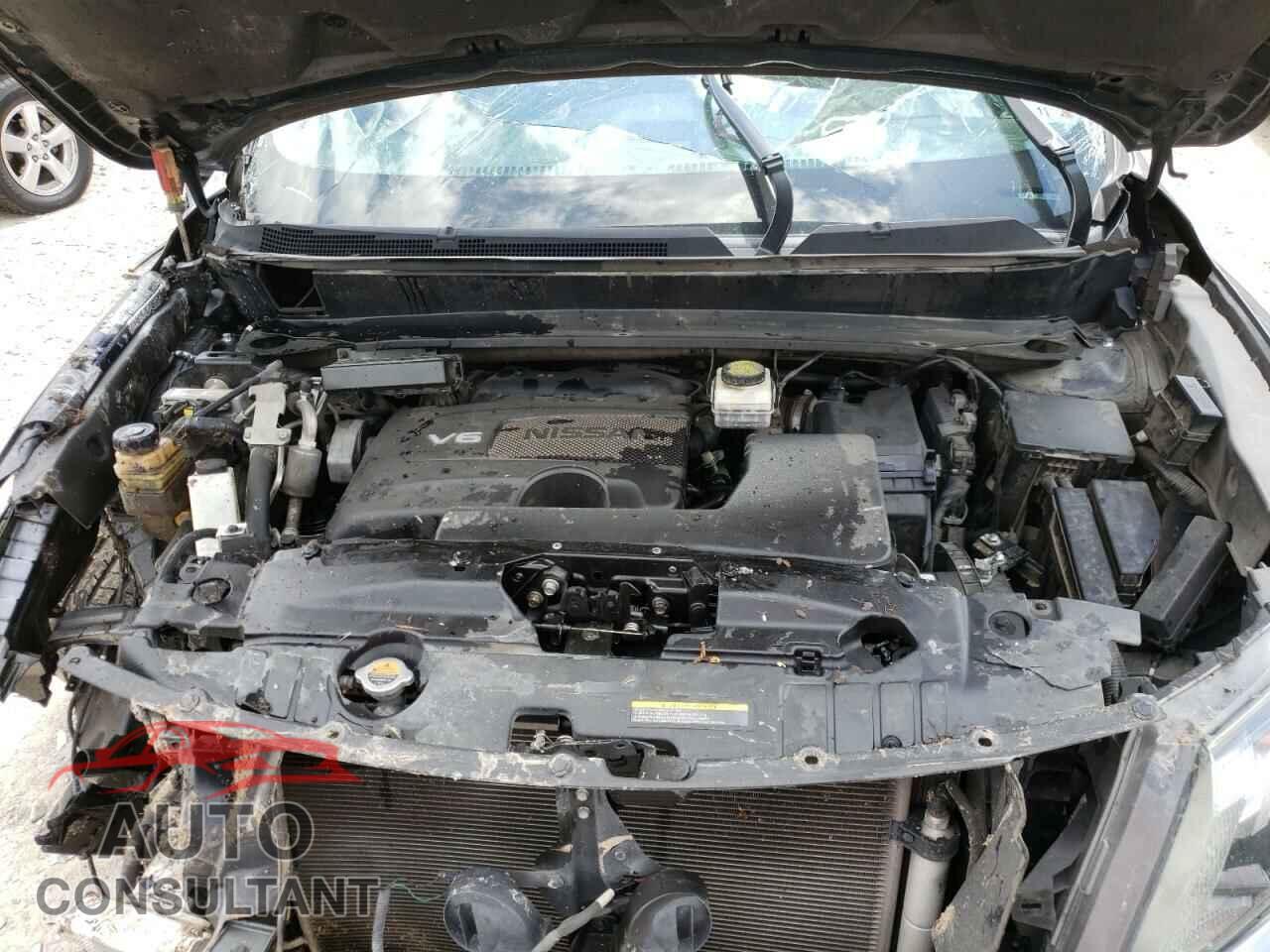 NISSAN PATHFINDER 2017 - 5N1DR2MN4HC615228