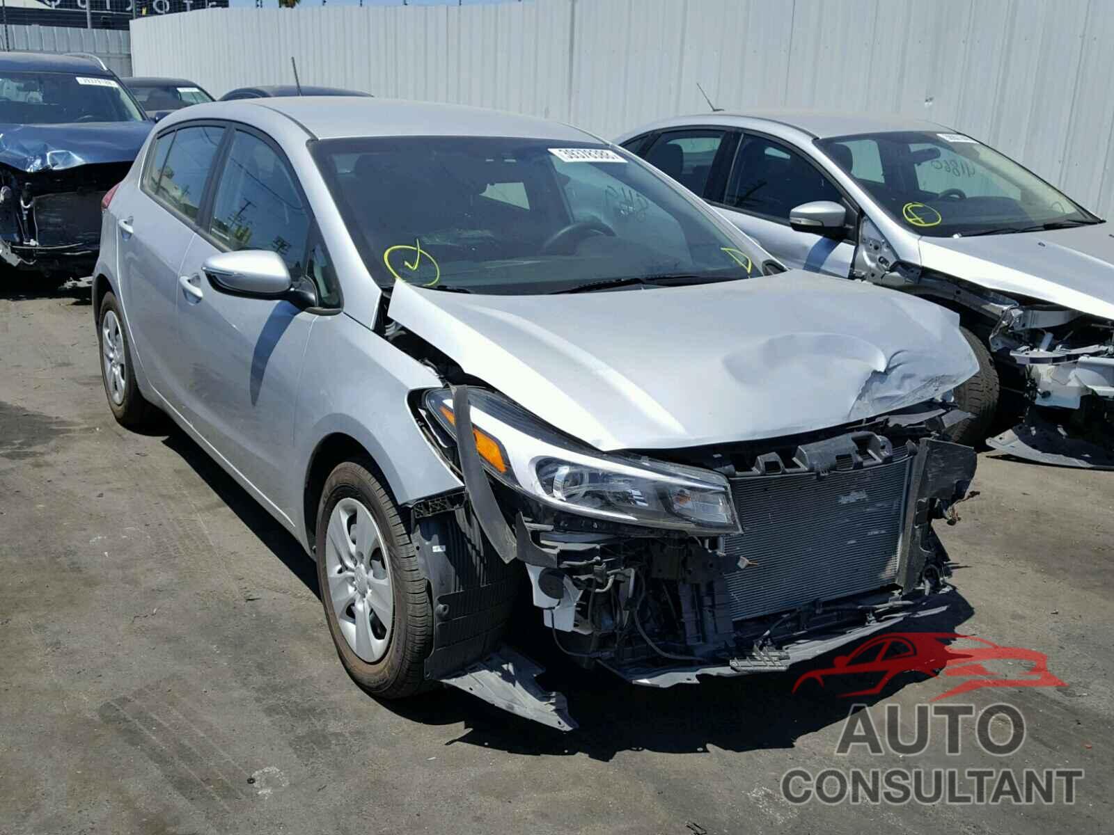 KIA FORTE 2017 - KNAFK5A89H5707437