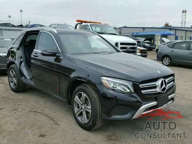 MERCEDES-BENZ GLC300 2017 - WDC0G4KB5HF145295
