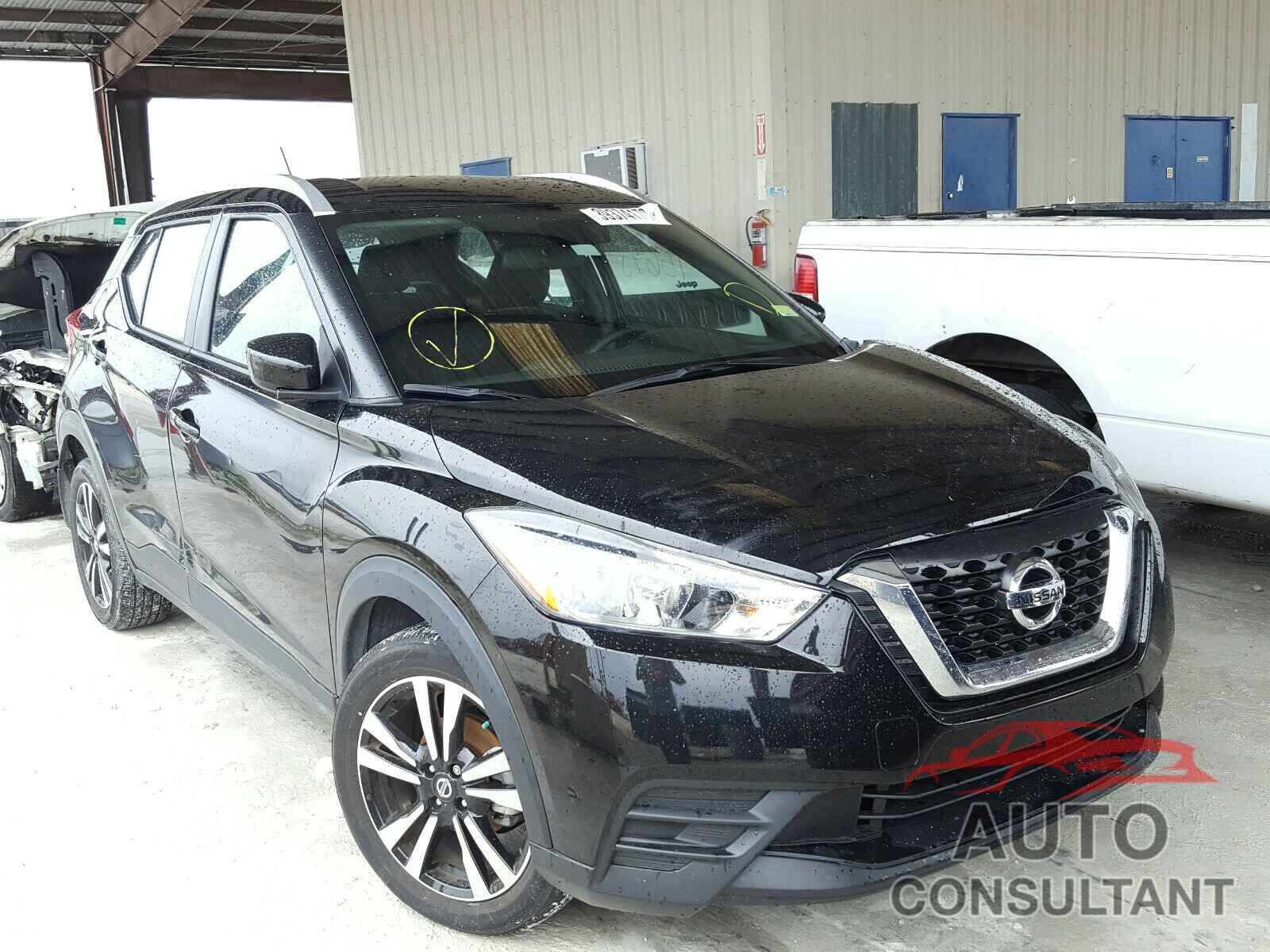 NISSAN KICKS 2018 - 3N1CP5CU6JL543722
