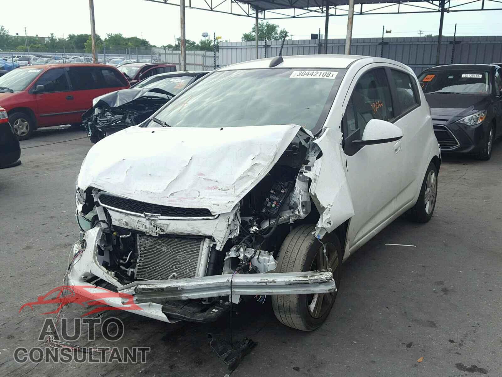 CHEVROLET SPARK 2015 - KL8CB6S90FC808564