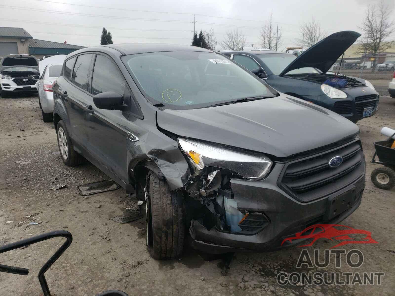 FORD ESCAPE 2017 - 1FMCU0F75HUC51926