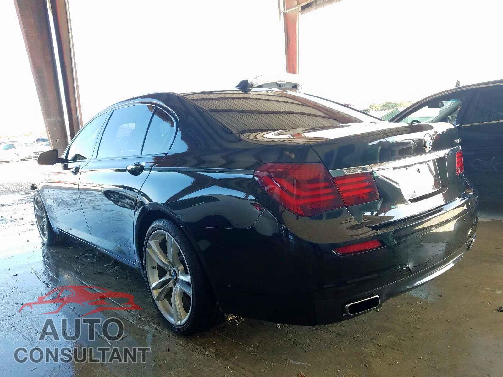 BMW 7 SERIES 2015 - 3FADP4GX8JM116574