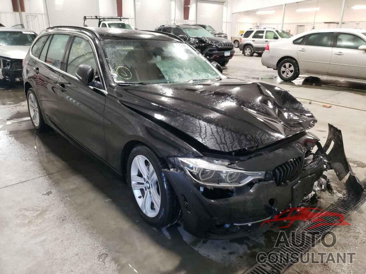 BMW 3 SERIES 2018 - WBA8K3C57JA368920
