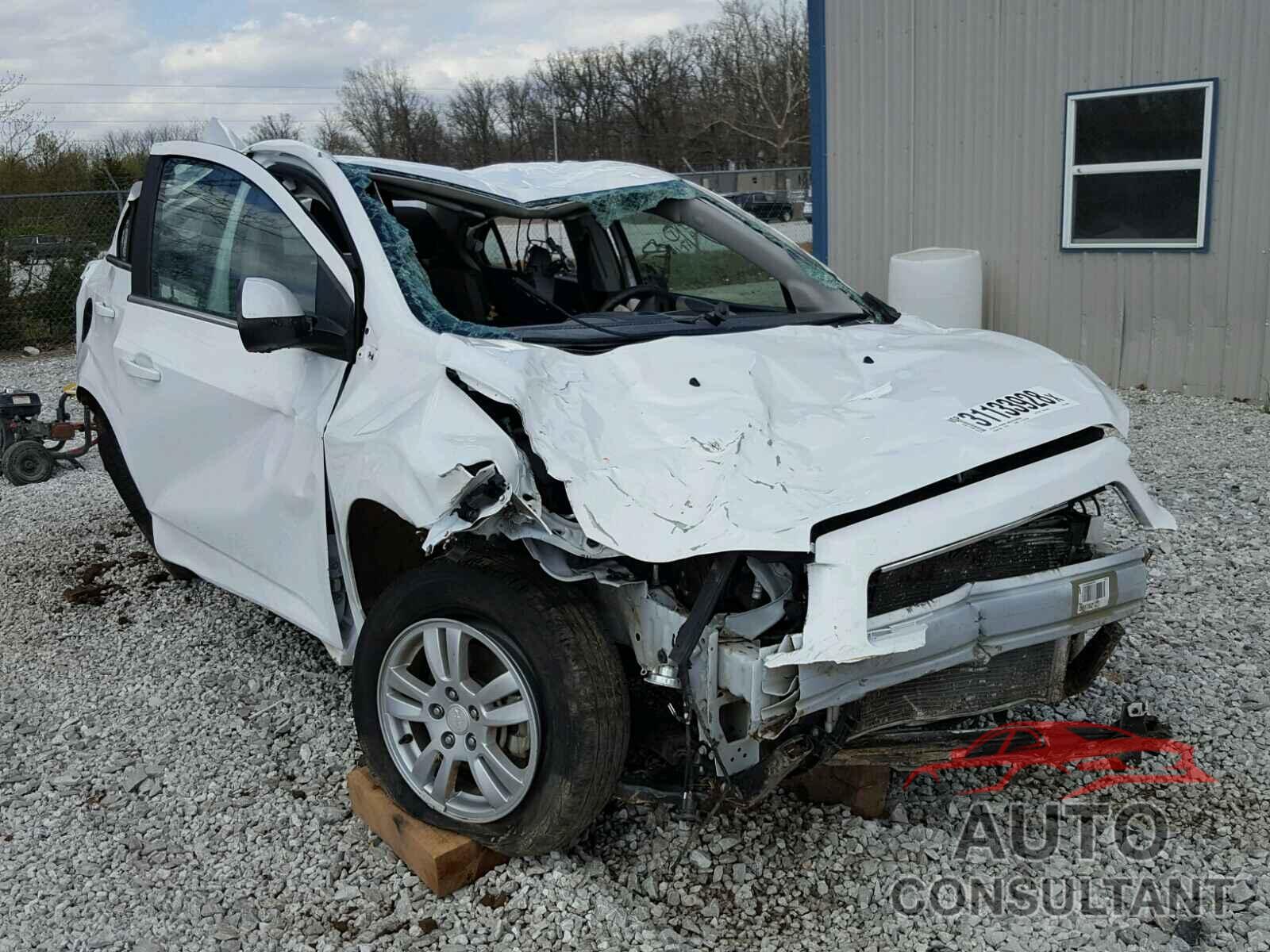 CHEVROLET SONIC 2015 - 1G1JC5SG7F4220023