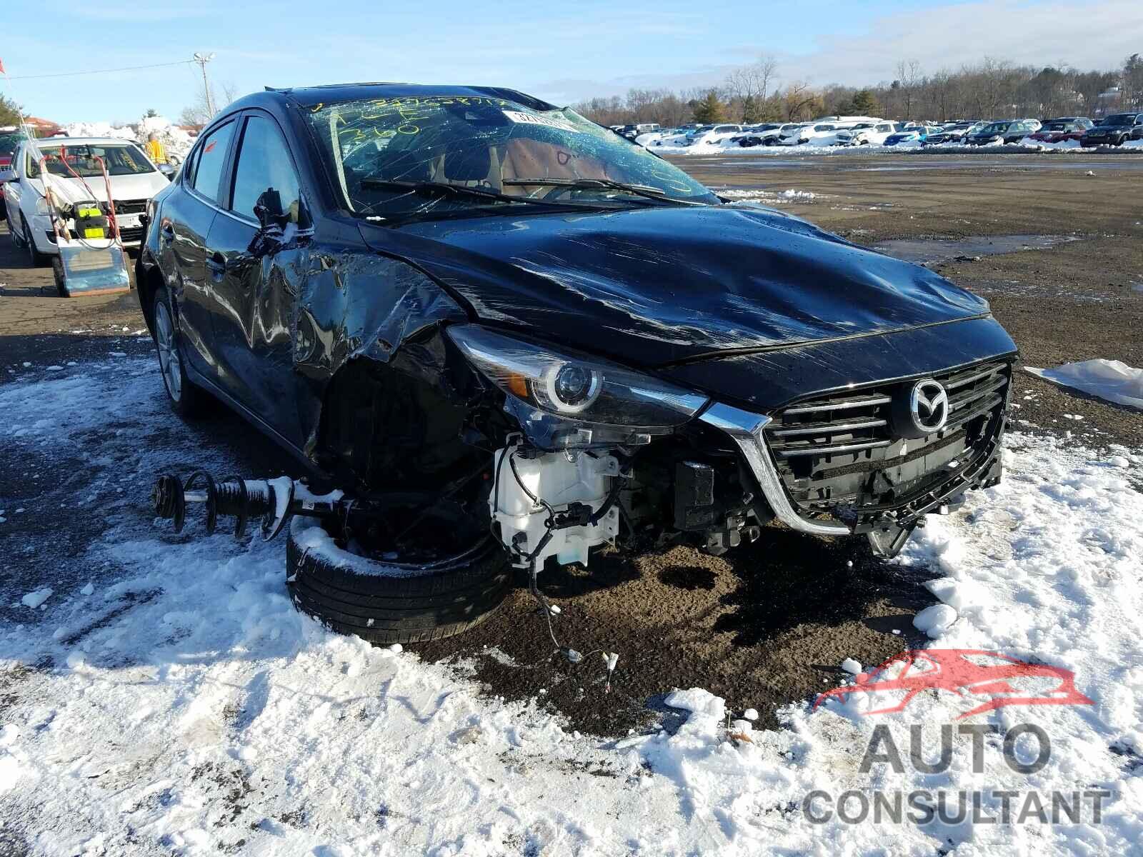 MAZDA 3 2017 - 3MZBN1W30HM135244