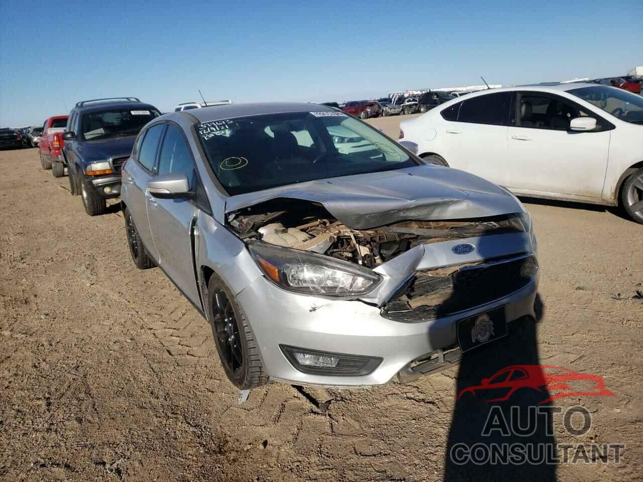 FORD FOCUS 2016 - 1FADP3K22GL222339
