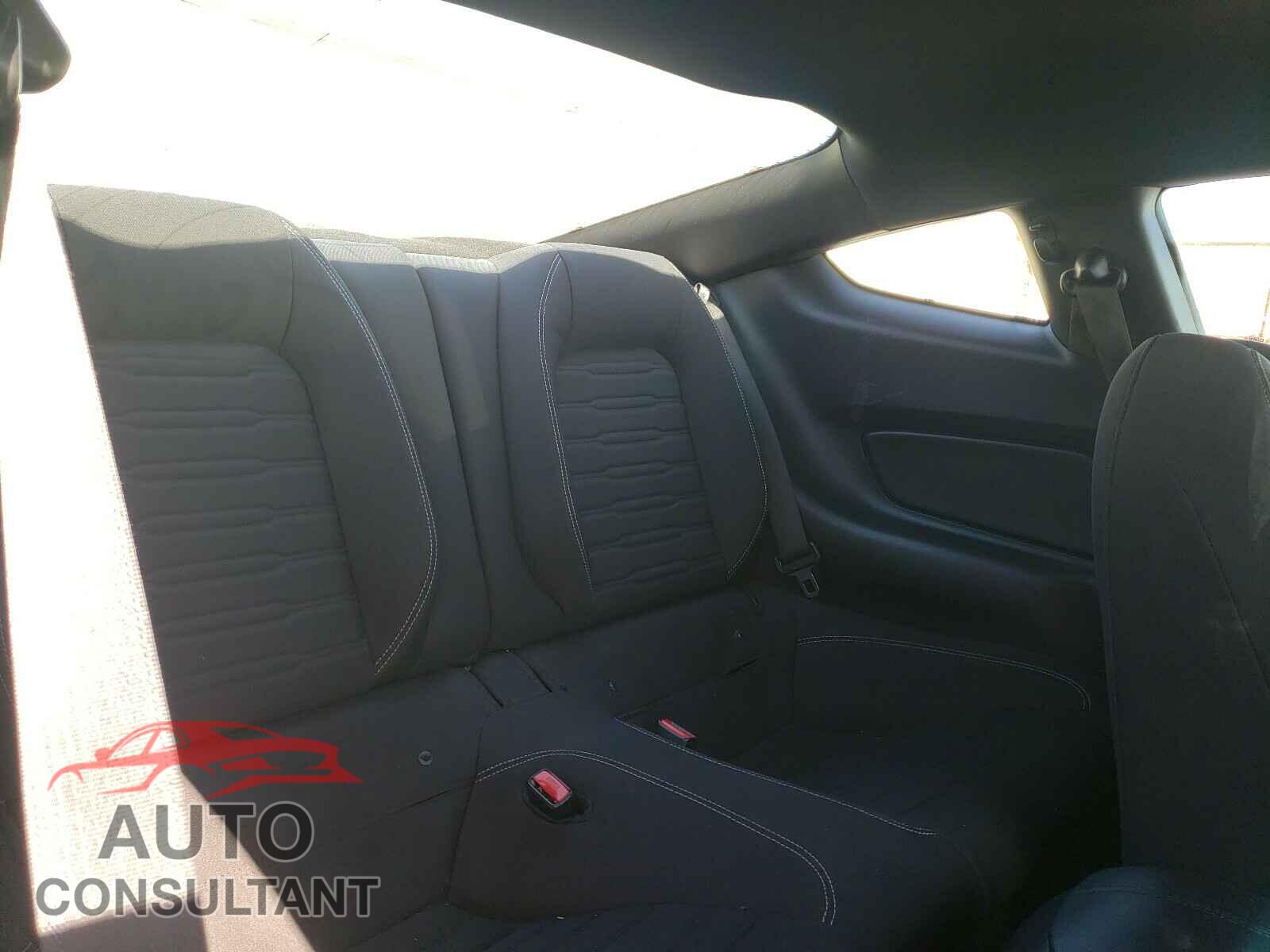 FORD MUSTANG 2017 - 1FA6P8CF2H5330229