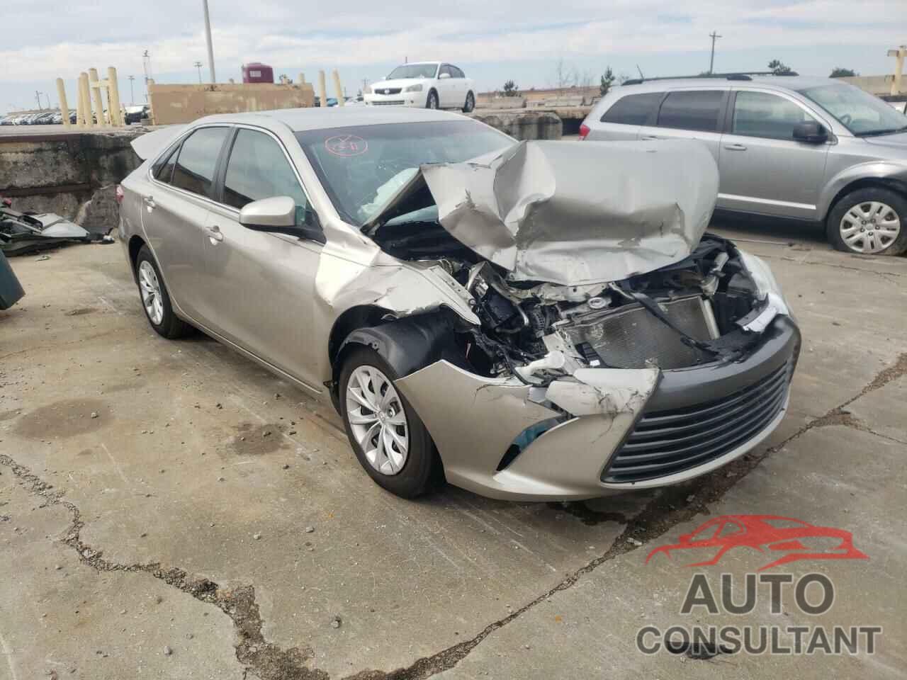 TOYOTA CAMRY 2016 - 4T4BF1FK2GR570849