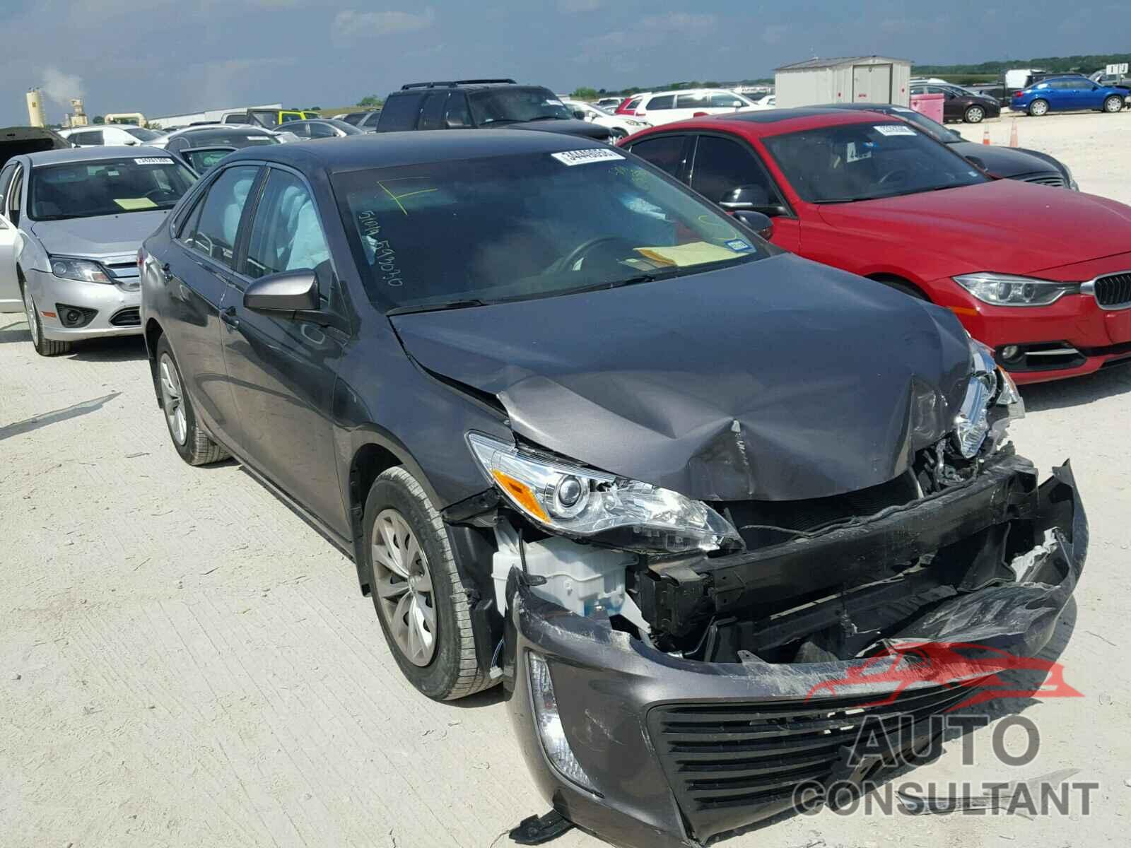 TOYOTA CAMRY 2015 - 4T4BF1FK3FR501358