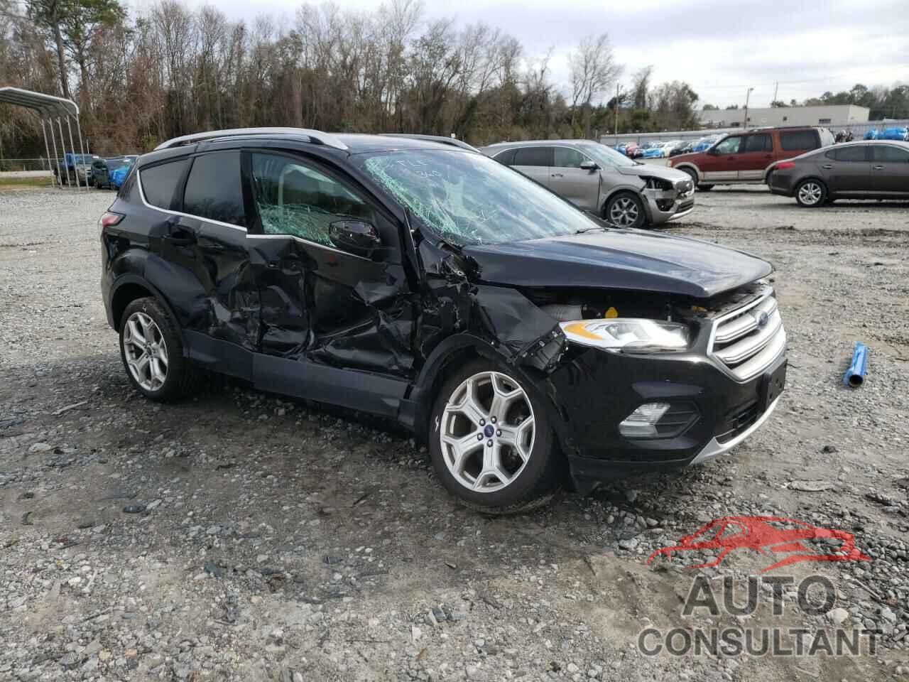 FORD ESCAPE 2017 - 1FMCU0JD9HUC06842