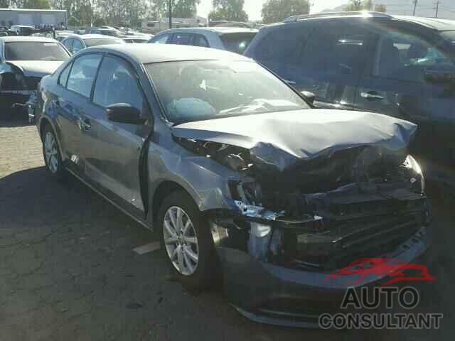 VOLKSWAGEN JETTA 2015 - 3VWD17AJ4FM354833