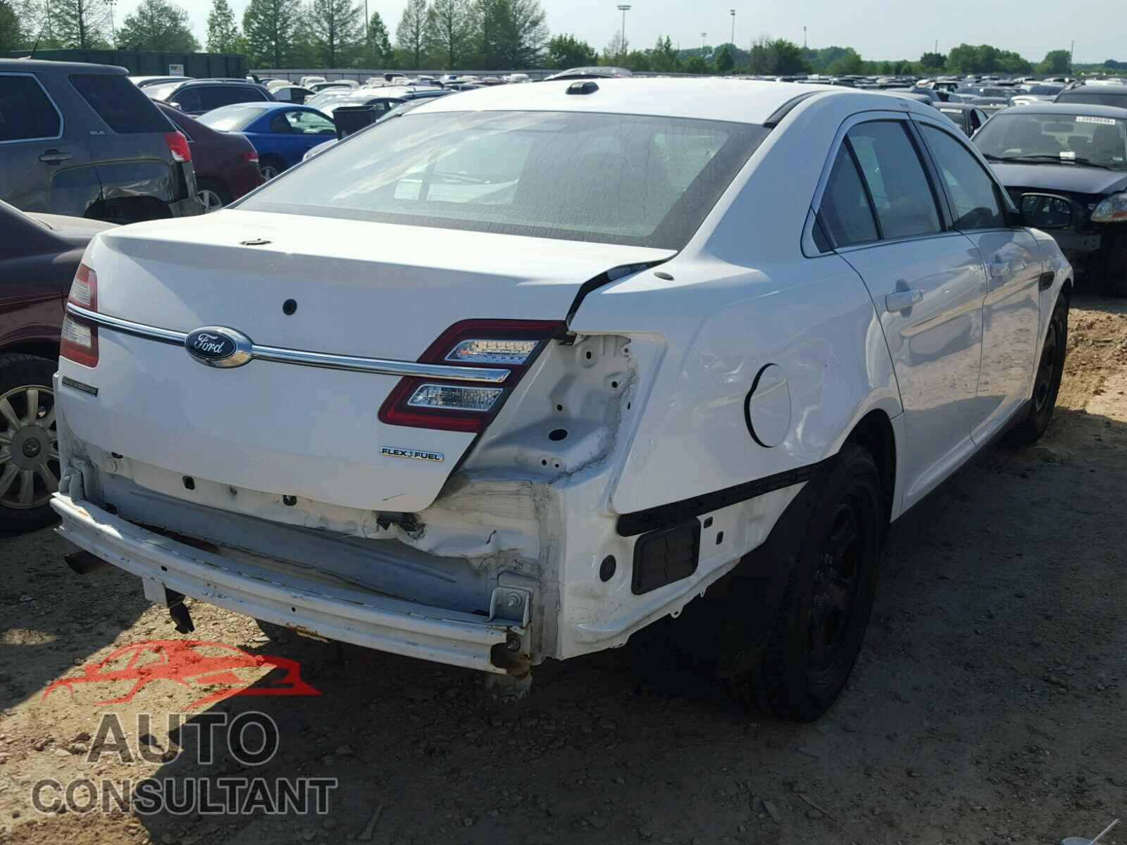 FORD TAURUS 2015 - 1FAHP2L86FG116546