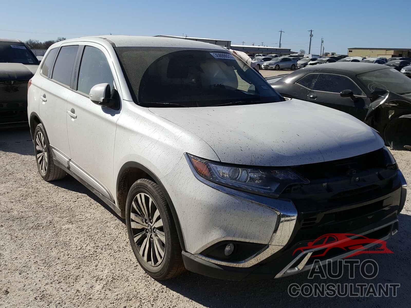 MITSUBISHI OUTLANDER 2019 - JA4AD3A3XKZ007551