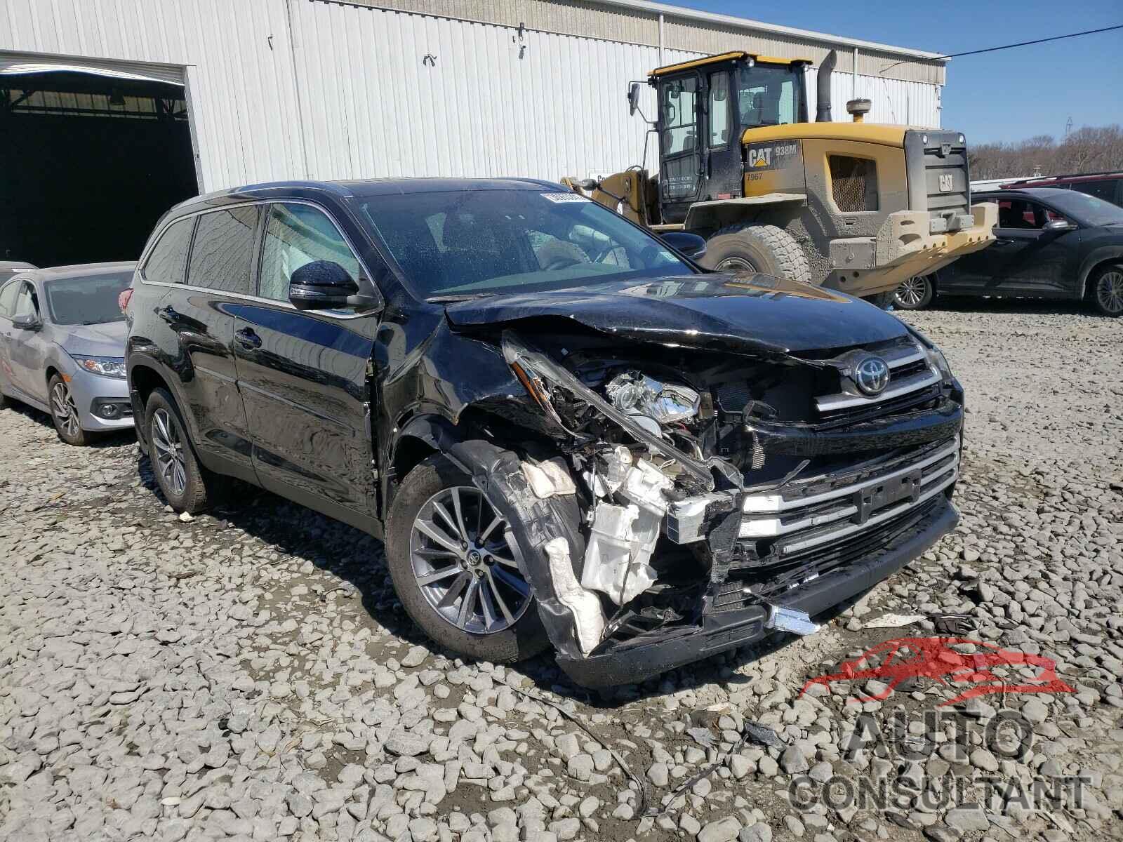 TOYOTA HIGHLANDER 2019 - 5TDJZRFH5KS618930