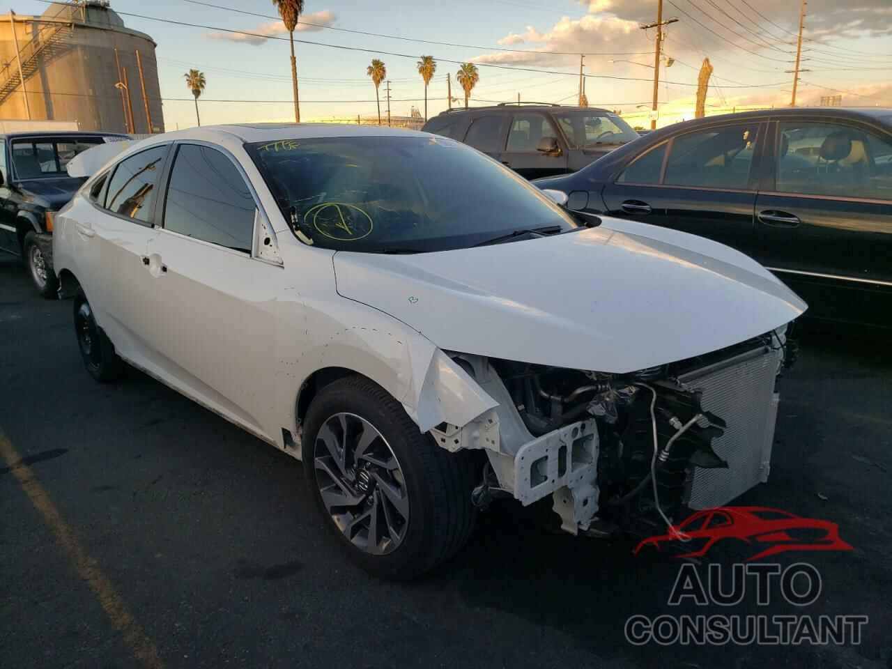 HONDA CIVIC 2018 - 2HGFC2F76JH542932