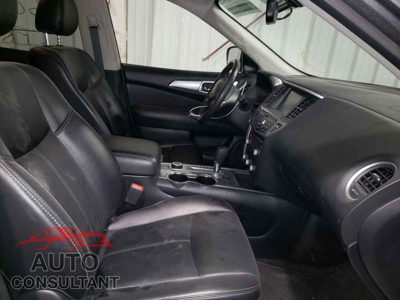 NISSAN PATHFINDER 2019 - 5N1DR2MM9KC624487