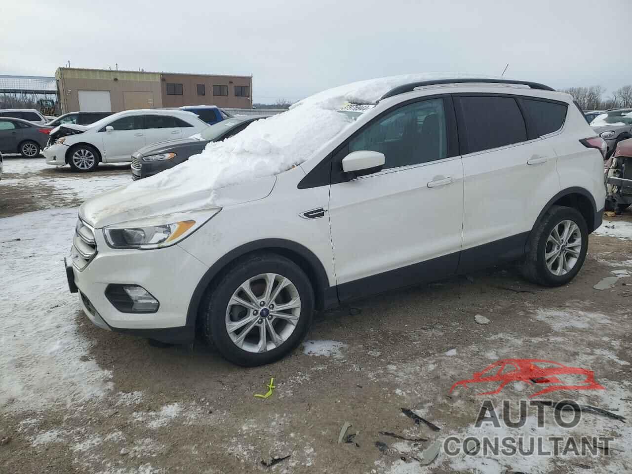 FORD ESCAPE 2018 - 1FMCU0GD8JUC34550