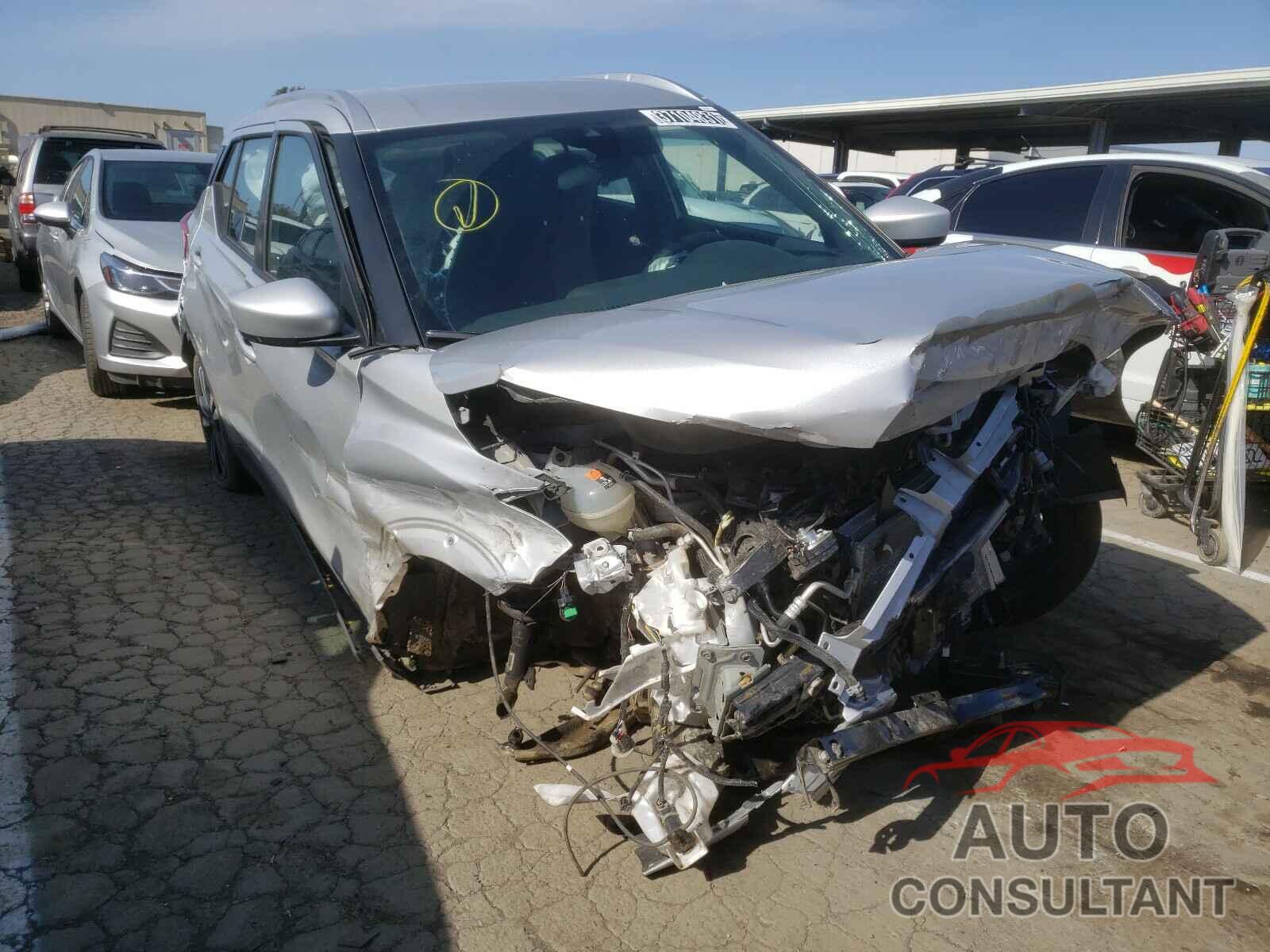 NISSAN KICKS 2020 - 3N1CP5CV4LL521116