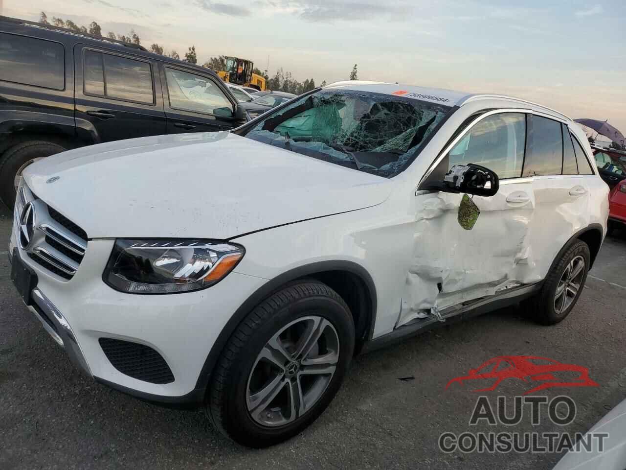 MERCEDES-BENZ GLC-CLASS 2018 - WDC0G4JB4JV020155