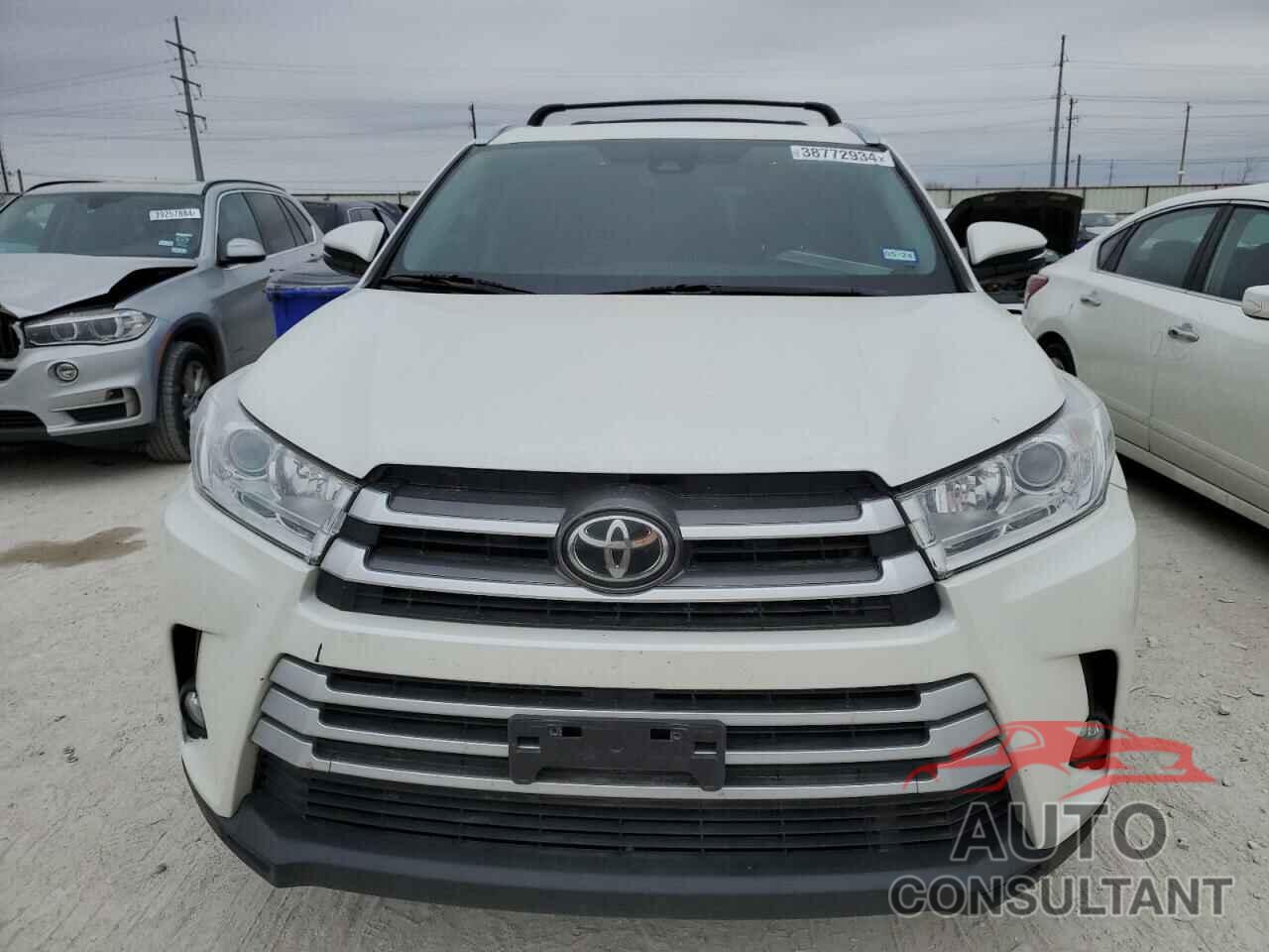 TOYOTA HIGHLANDER 2019 - 5TDJZRFH7KS602504