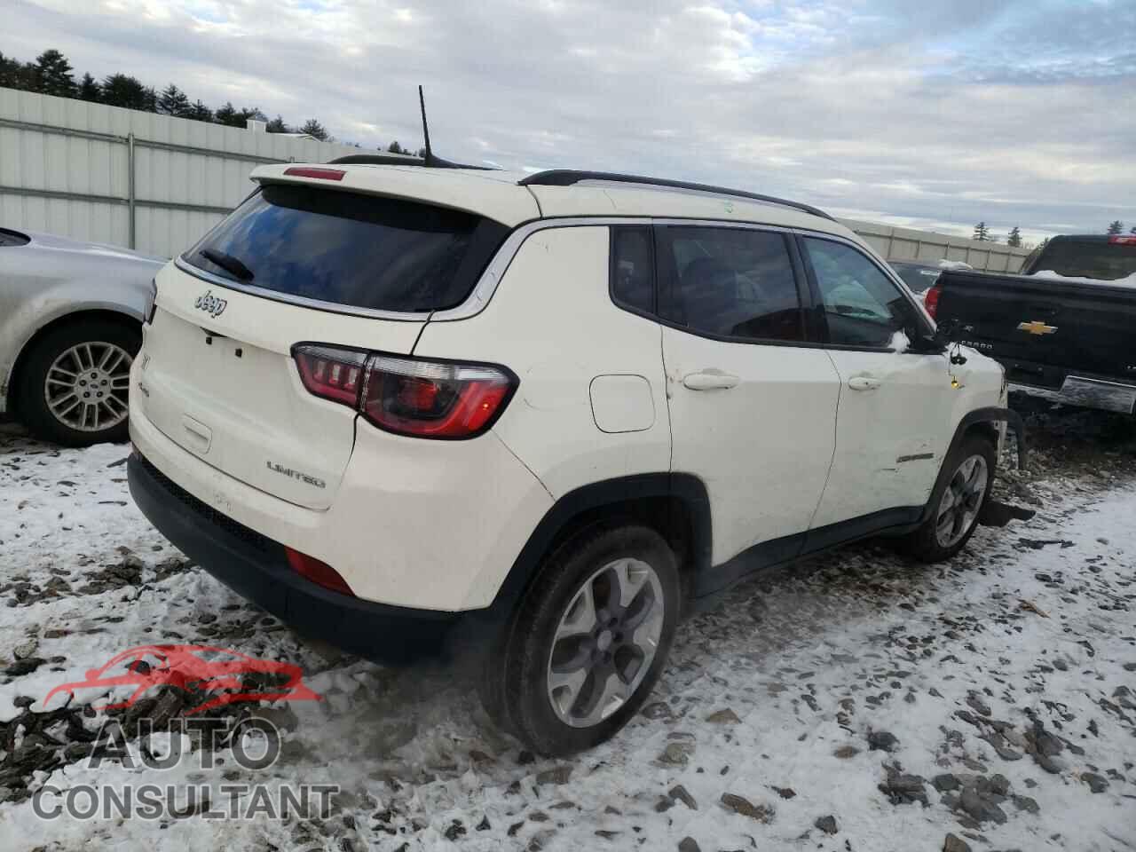 JEEP COMPASS 2021 - 3C4NJDCB0MT527620