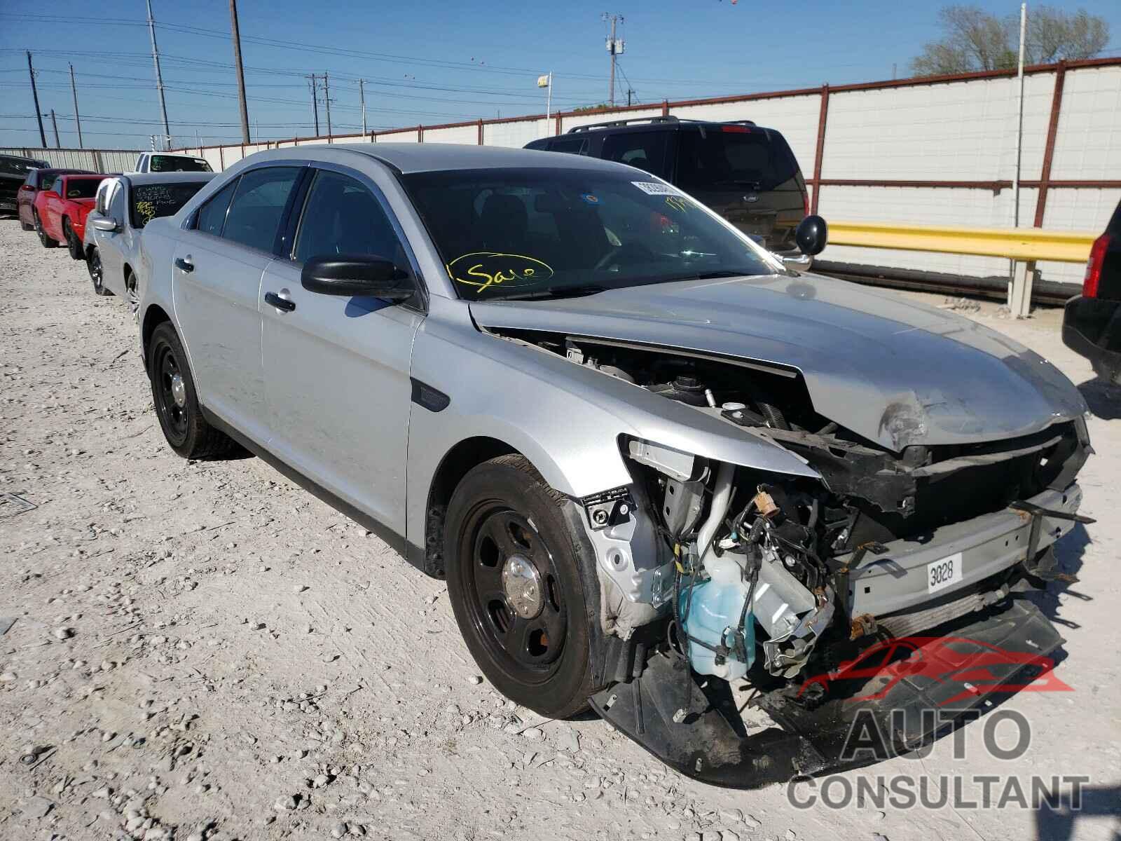 FORD TAURUS 2018 - 1FAHP2L86JG133923