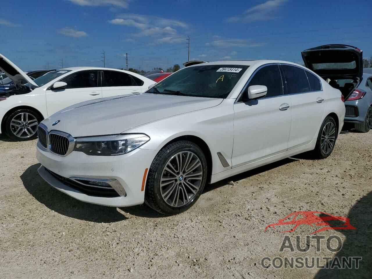 BMW 5 SERIES 2018 - WBAJE5C5XJG918337