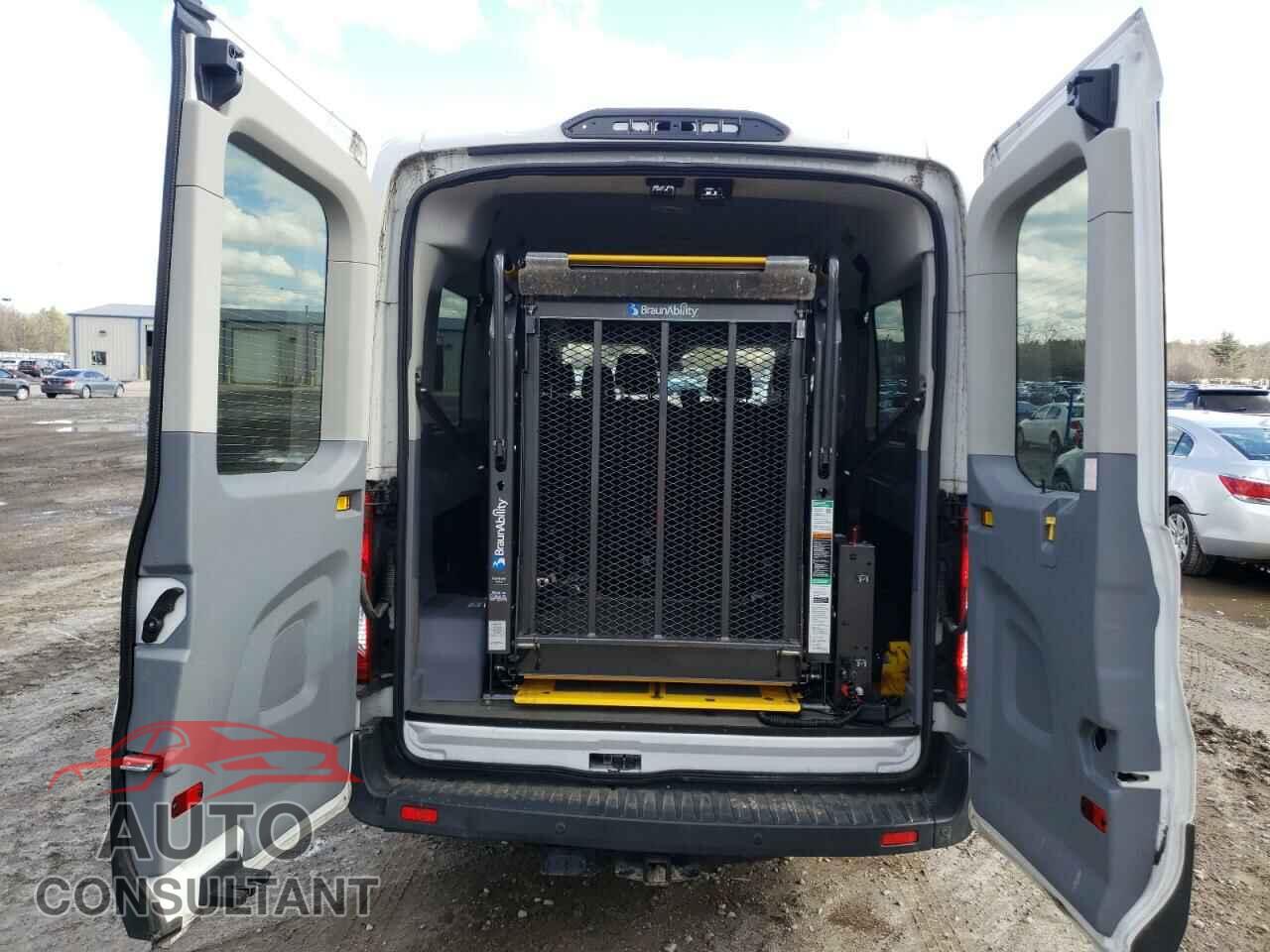 FORD TRANSIT CO 2018 - 1FBAX2CM0JKA68531