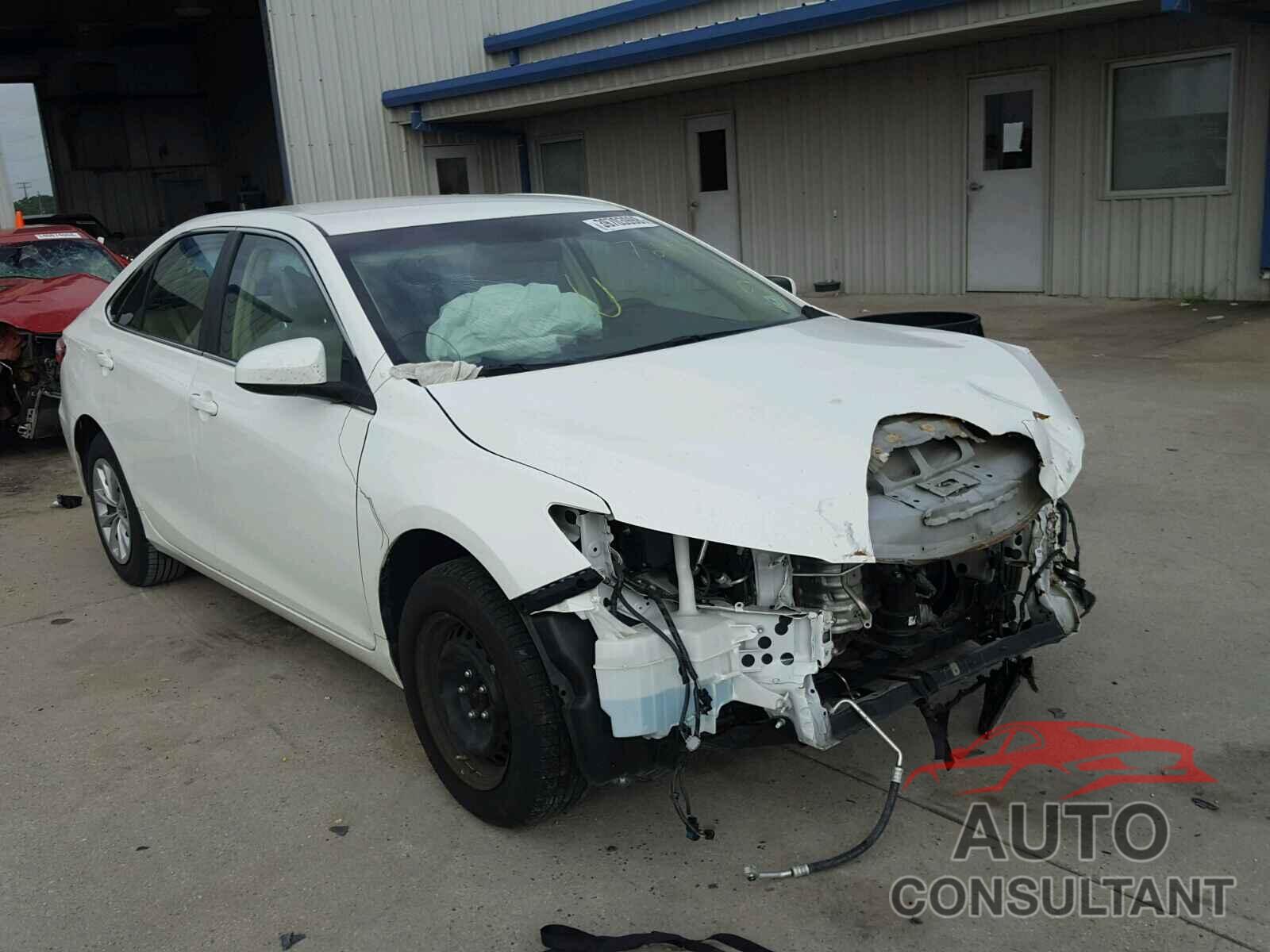 TOYOTA CAMRY 2016 - 4T4BF1FK0GR522122