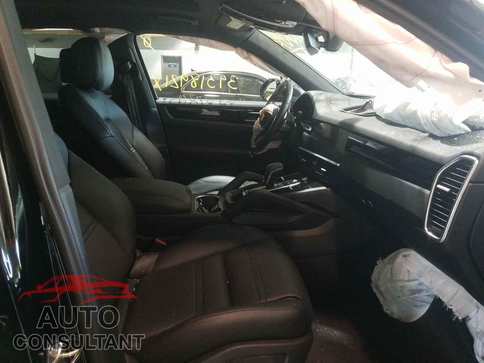 PORSCHE CAYENNE 2020 - WP1AA2AY7LDA05578