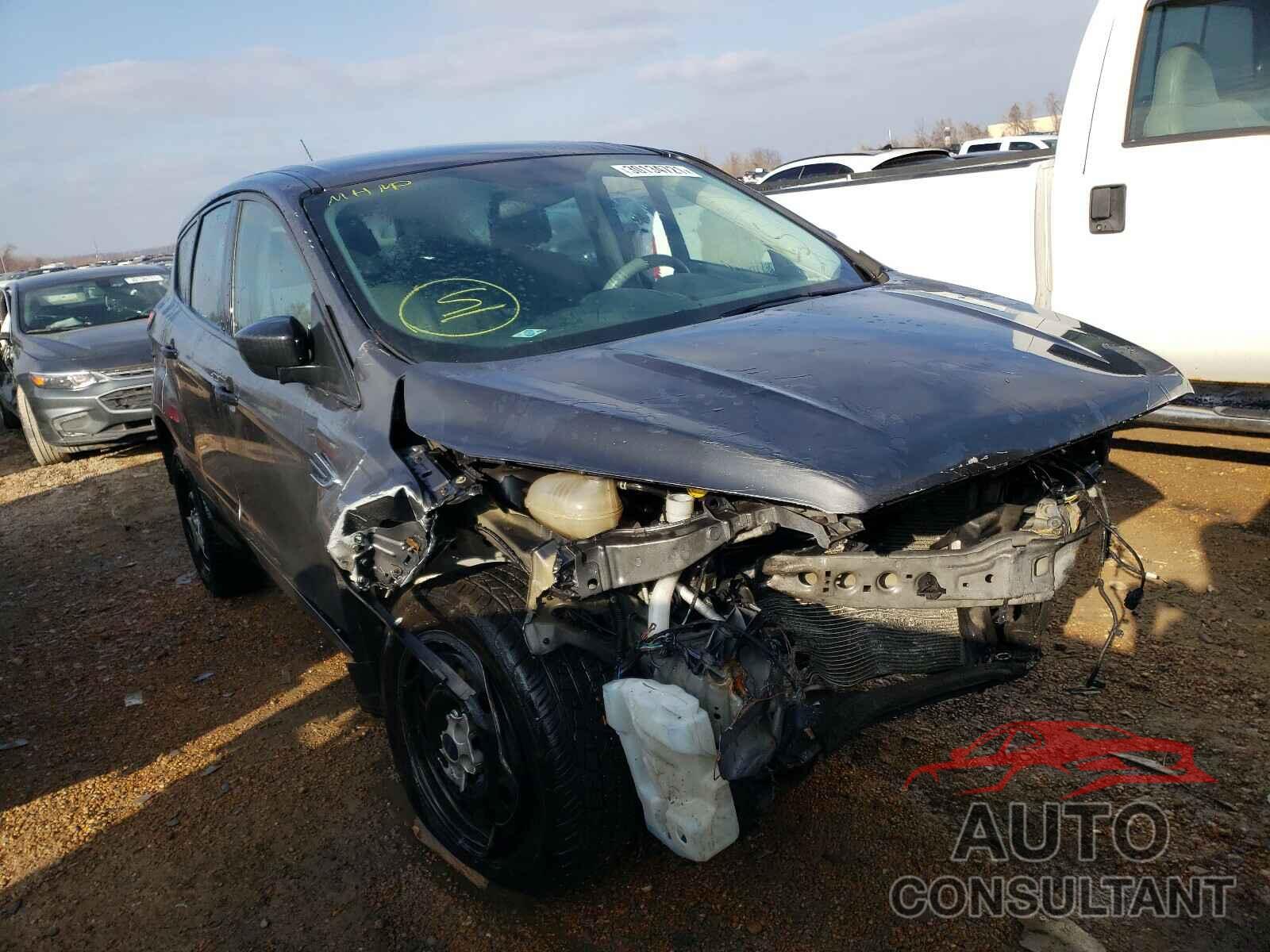 FORD ESCAPE 2017 - 1FMCU0F79HUC49628