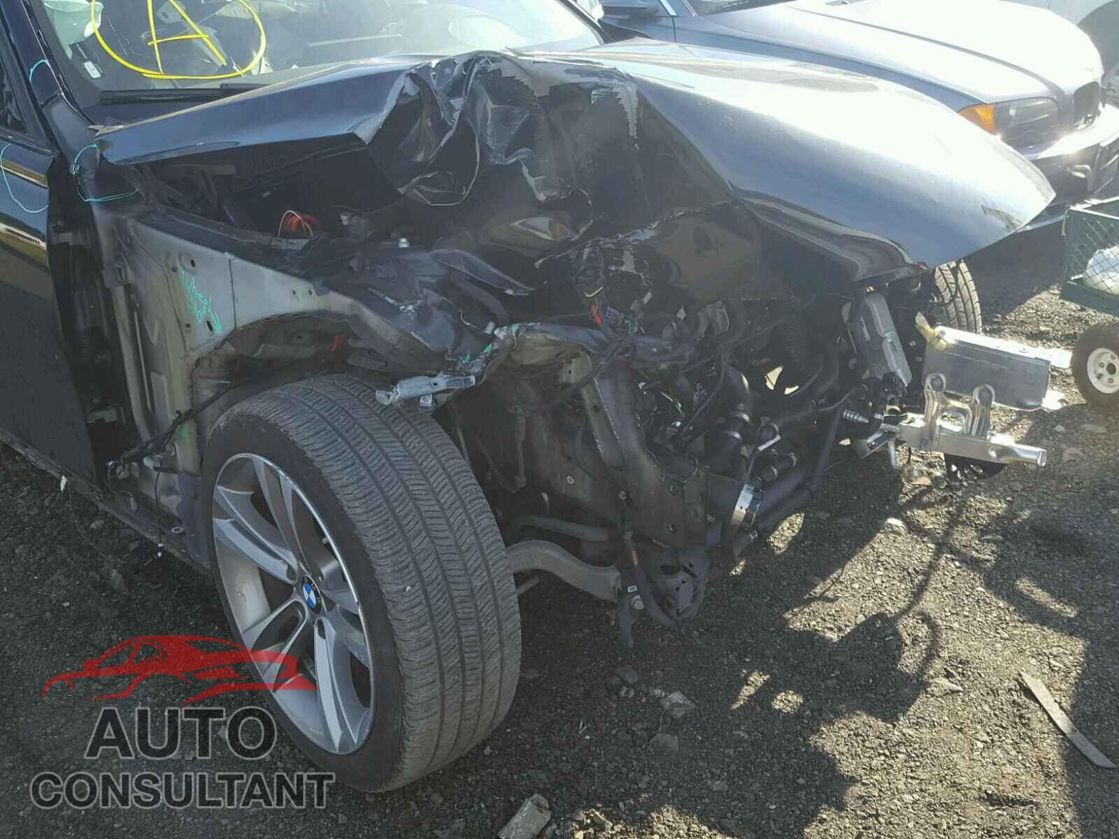 BMW 3 SERIES 2016 - WBA8E3G59GNU05047