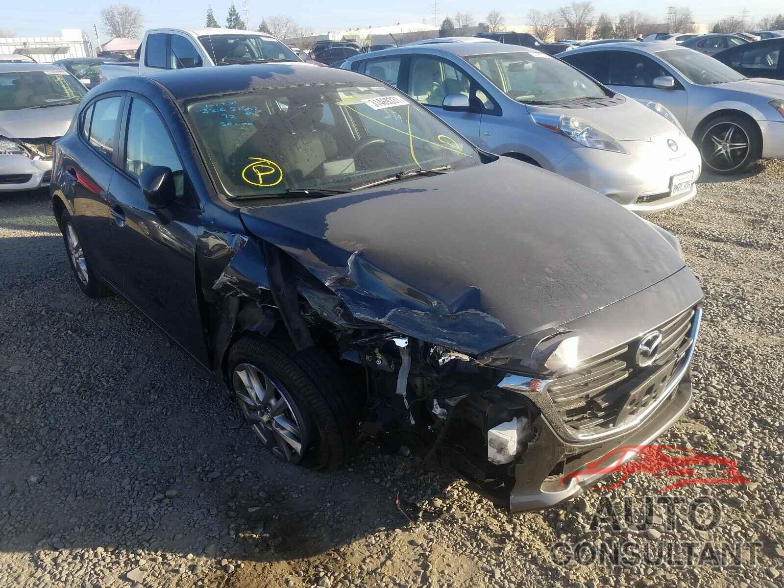 MAZDA 3 2017 - JM1BN1K79H1102963