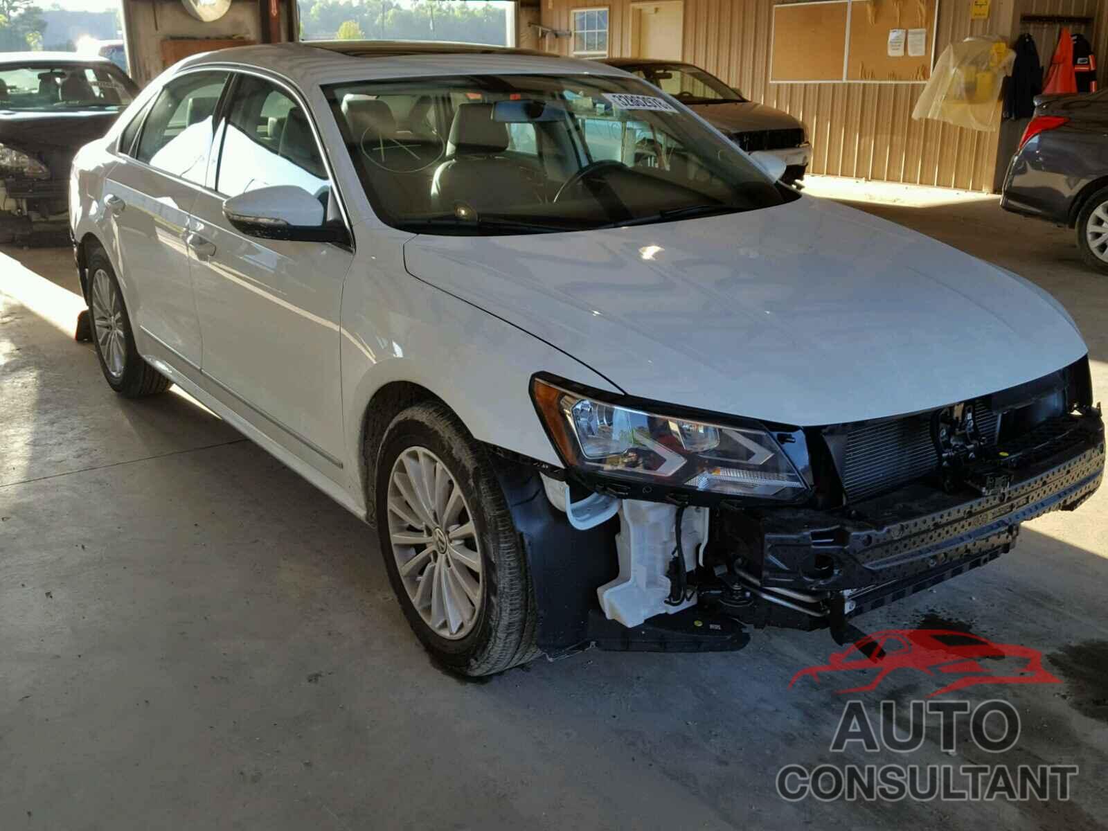 VOLKSWAGEN PASSAT 2017 - 1VWBT7A37HC040374