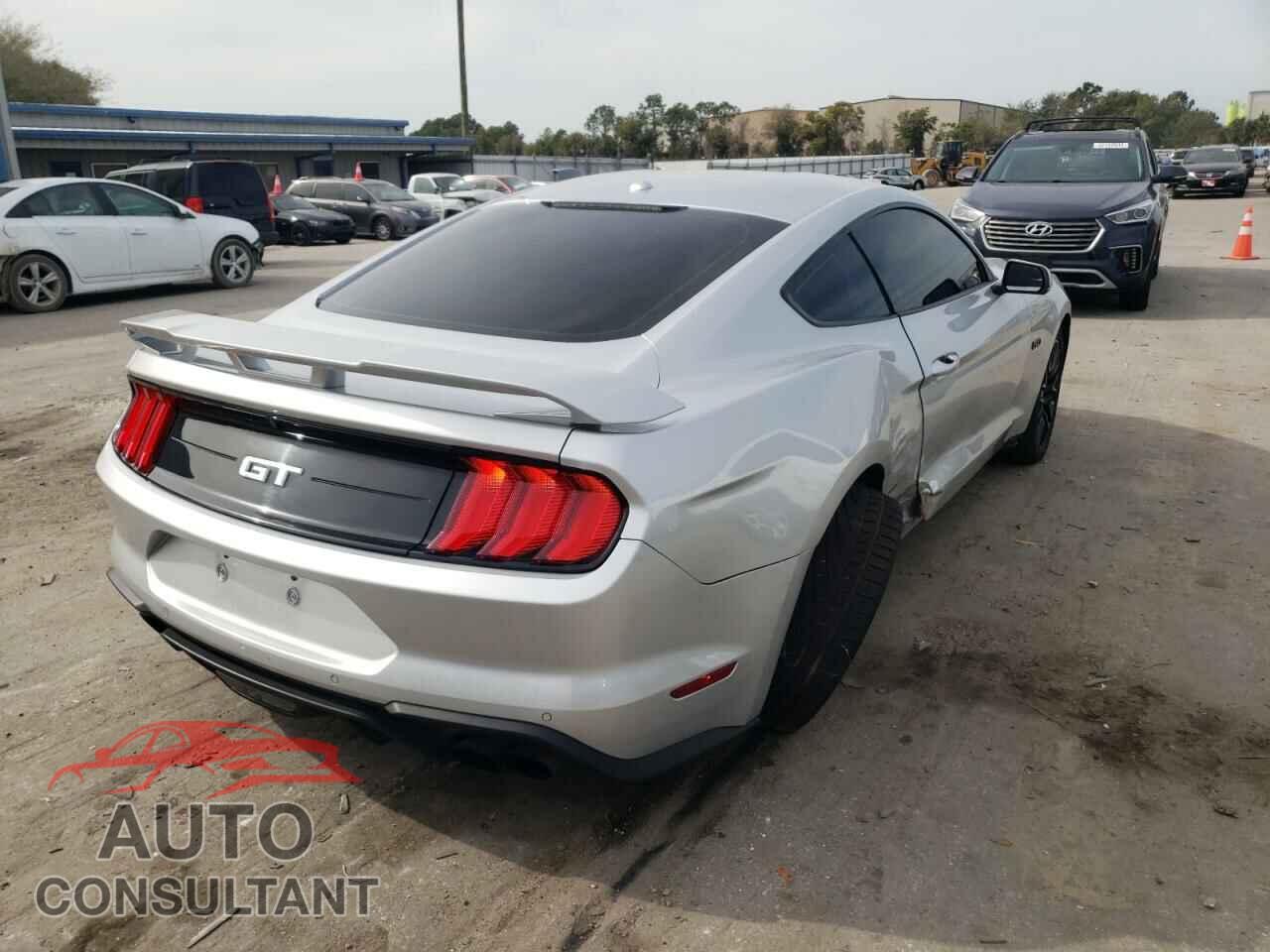 FORD MUSTANG 2018 - 1FA6P8CF0J5132416
