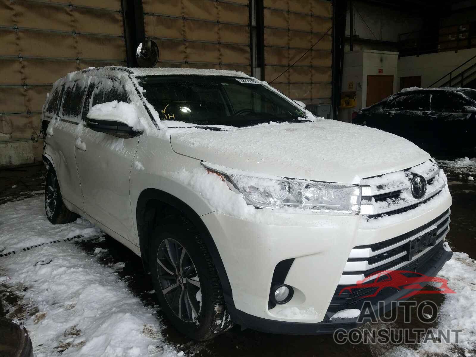 TOYOTA HIGHLANDER 2017 - 5TDJZRFH1HS412674