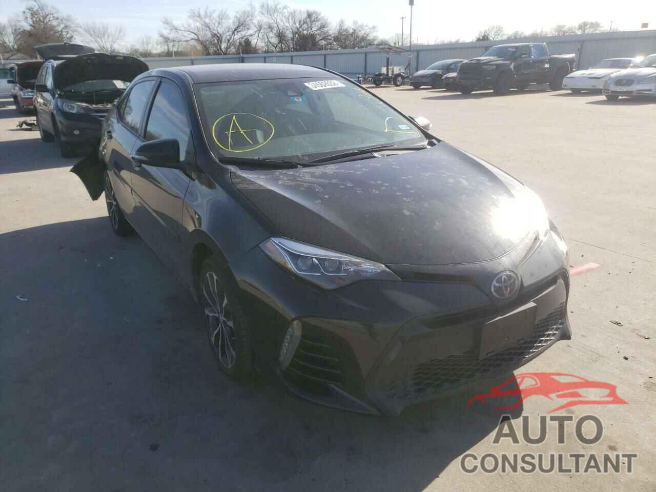 TOYOTA COROLLA 2018 - 5YFBURHEXJP793378