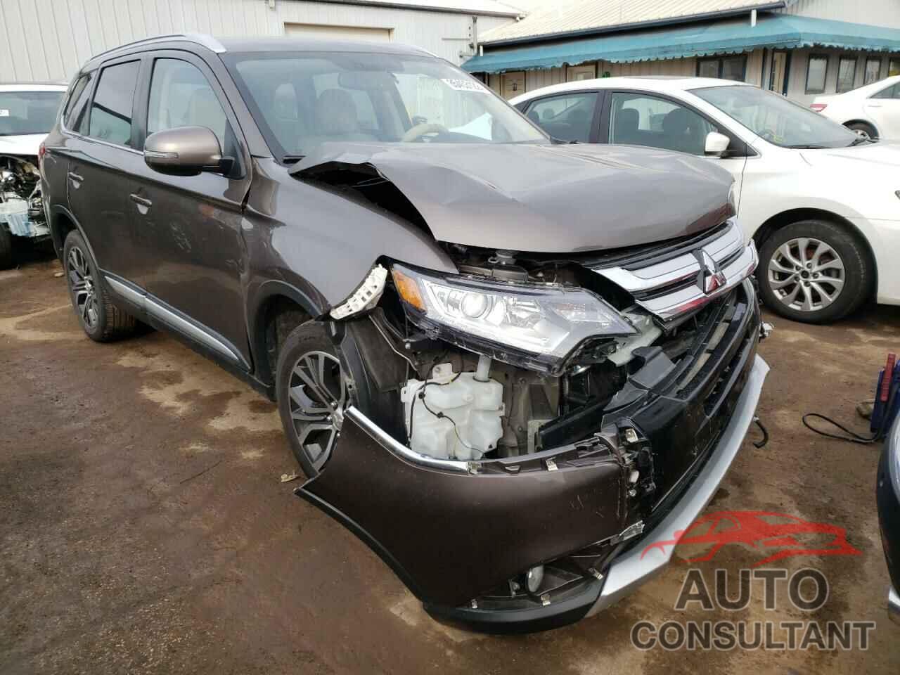MITSUBISHI OUTLANDER 2018 - JA4AD3A35JZ061046