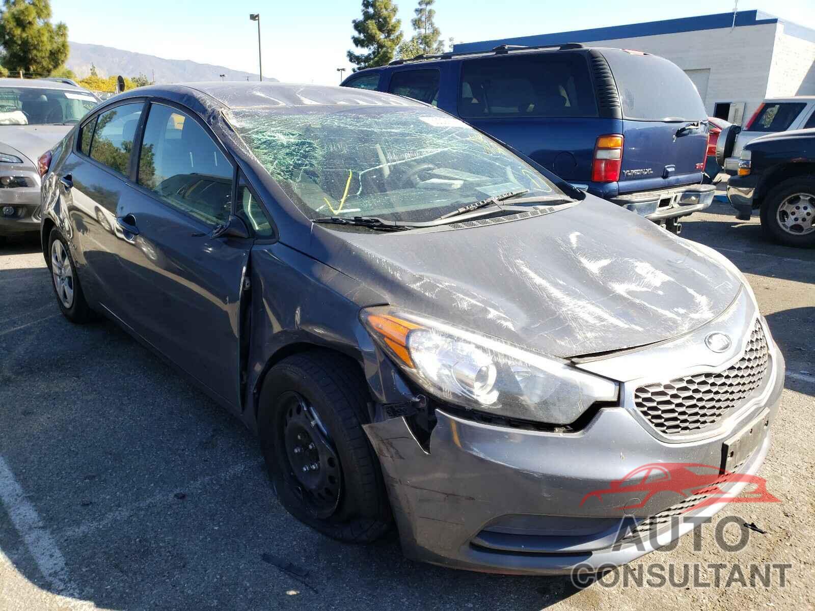 KIA FORTE 2016 - KNAFK4A60G5611428