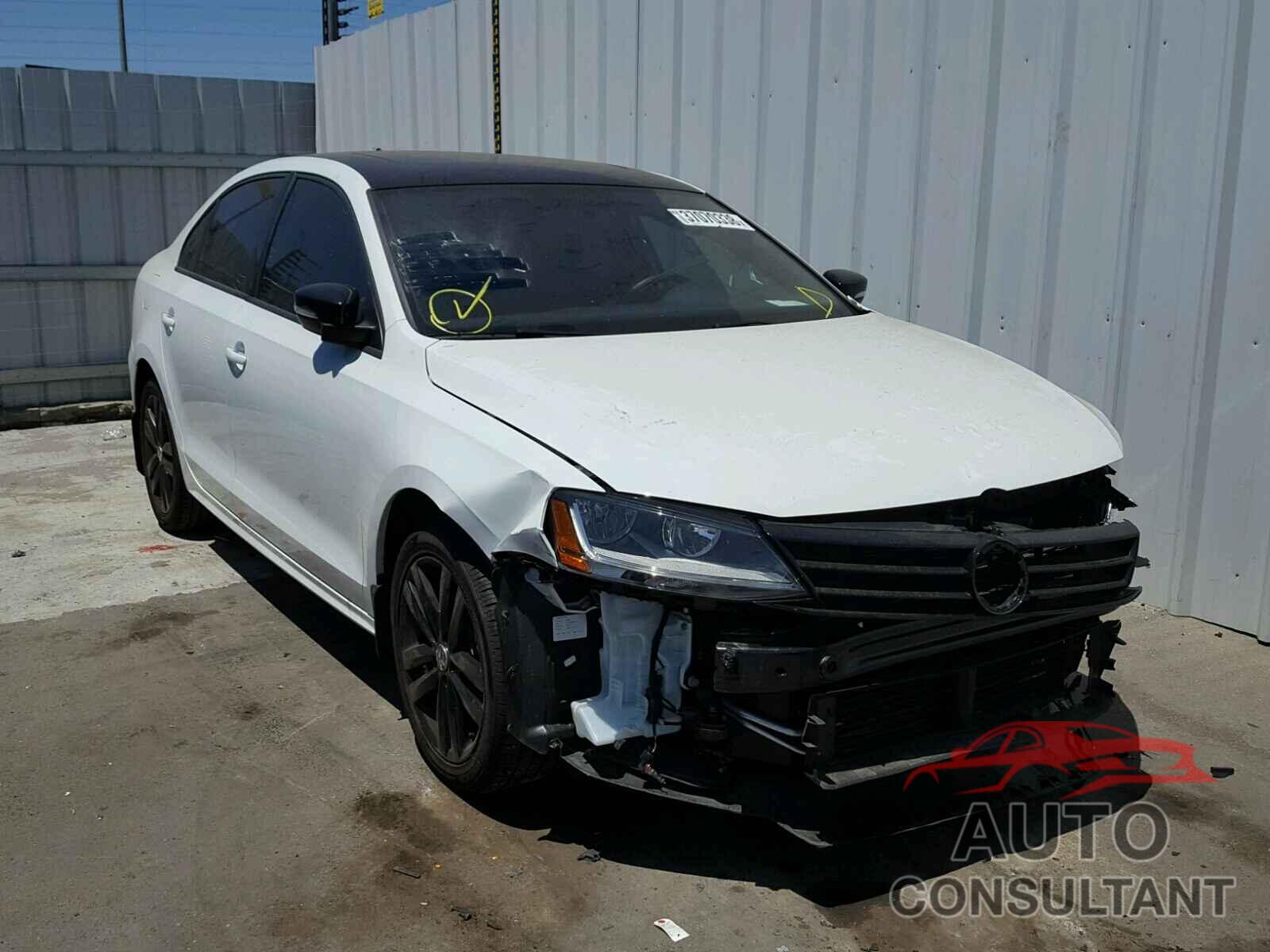 VOLKSWAGEN JETTA 2018 - 3VWD17AJ7JM210492