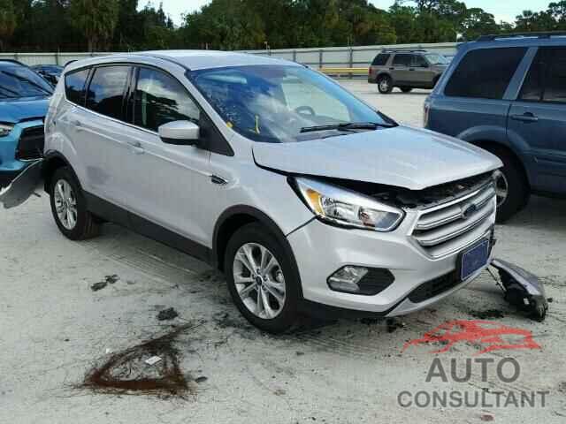 FORD ESCAPE 2017 - 1FMCU0GD5HUB42354