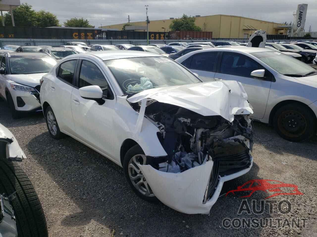 TOYOTA YARIS 2018 - 3MYDLBYV4JY304316