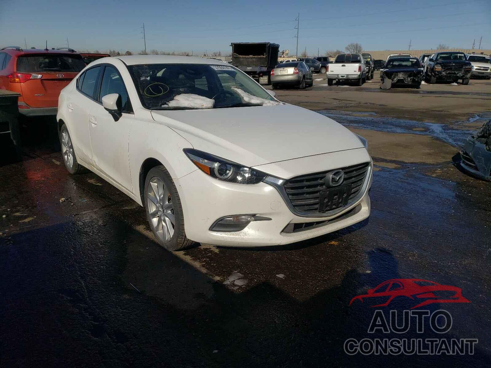 MAZDA 3 2017 - 3MZBN1V7XHM104703