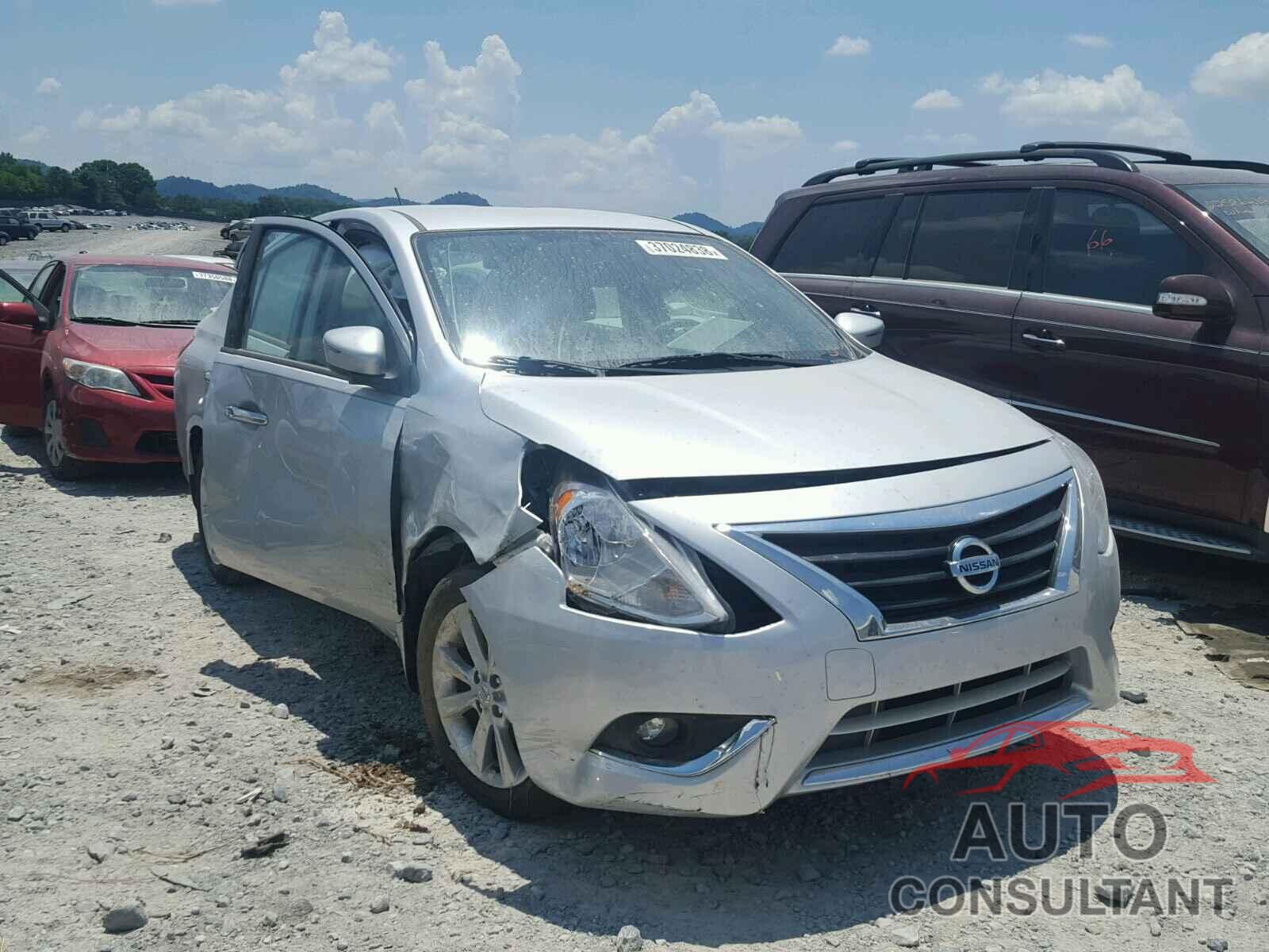 NISSAN VERSA 2017 - 3N1CN7AP4HL835555