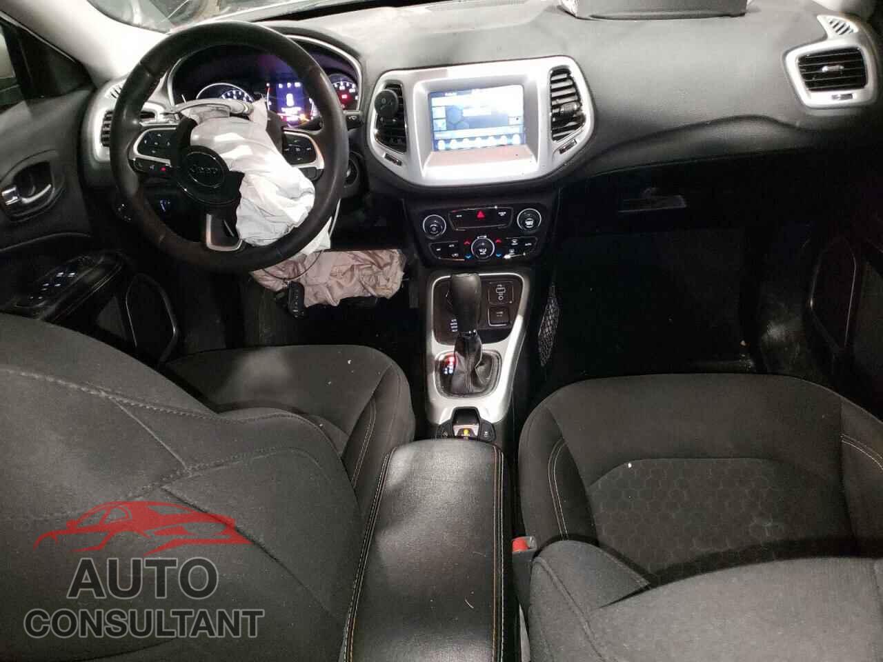 JEEP COMPASS 2019 - 3C4NJDAB0KT659194