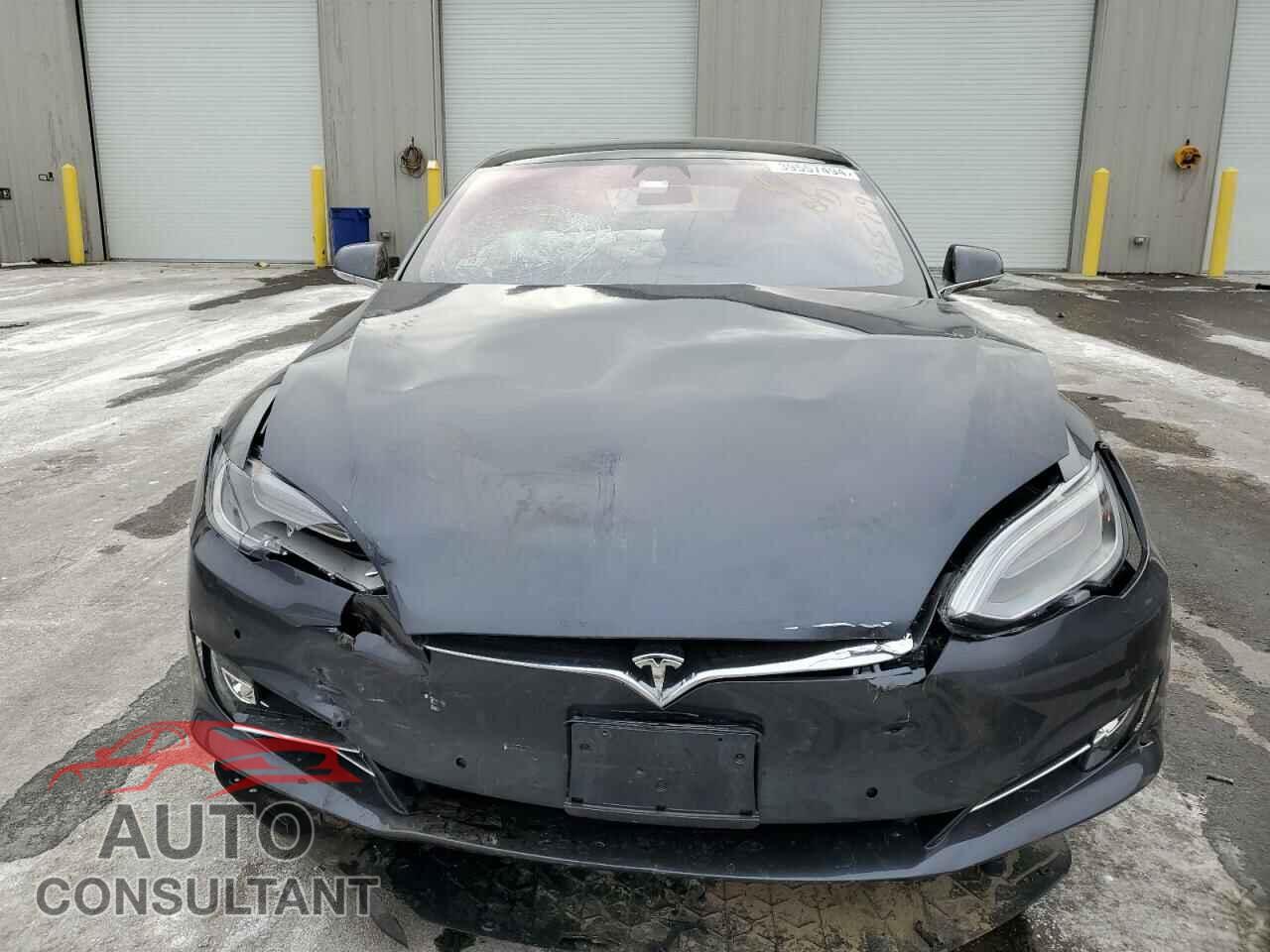 TESLA MODEL S 2020 - 5YJSA1E24LF358018
